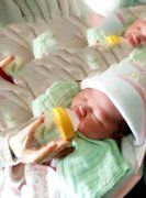 ��ϲ����ҶŮʿϲ�ù���' /></a></div>
		<div class=